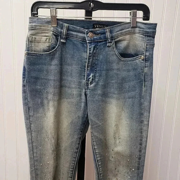 Venus Distressed Embellished Jeans - Picture 6 of 11